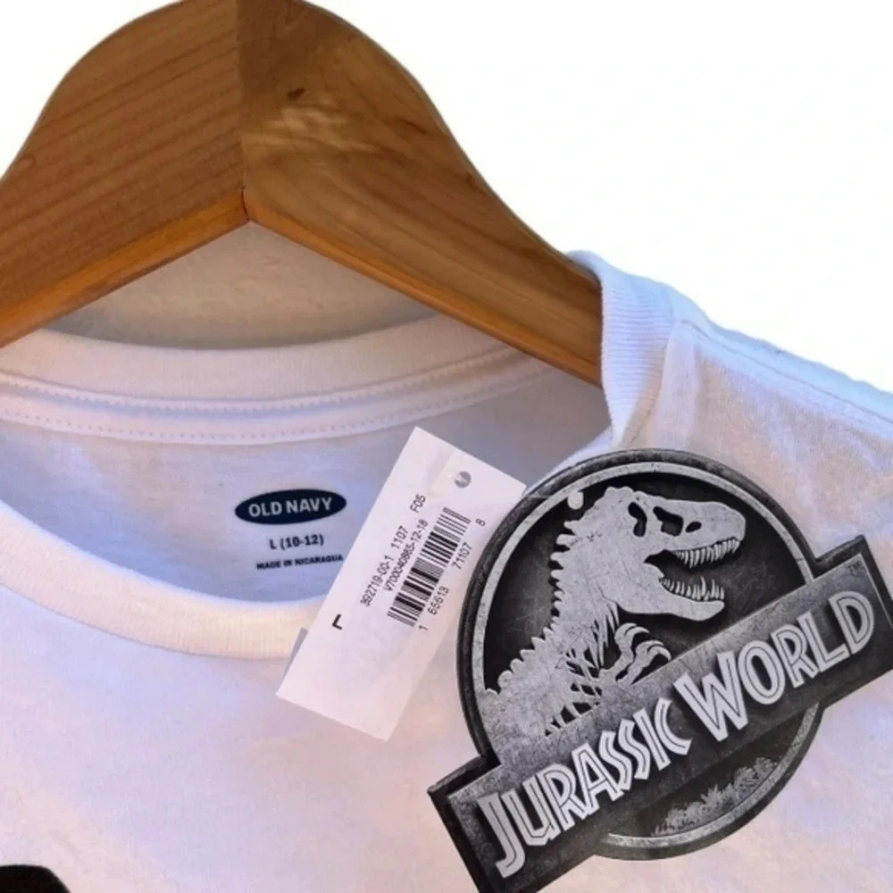 Old Navy Boys Jurassic World Short Sleeve T‎ Shirt White Black Dino Size L 10 12 - Picture 4 of 5